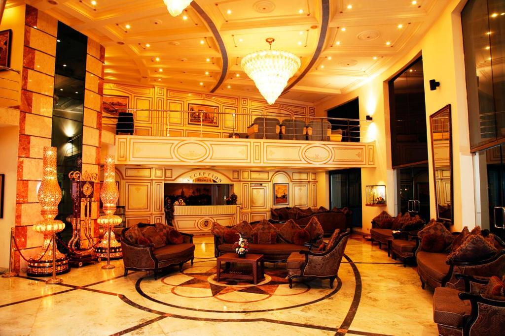 Rk Residency Hotell Tiruppur Eksteriør bilde